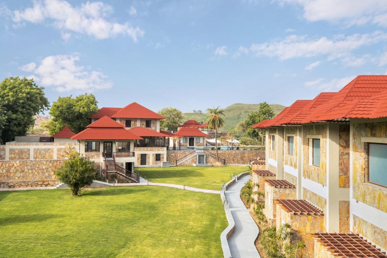 Sarasiruham Resort - Private Pool Villa In Udaipur Exteriör bild